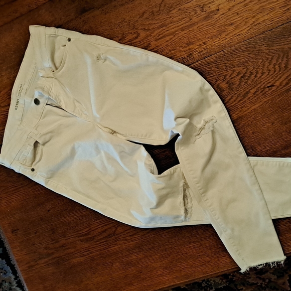 Distressed jeans - Picture 1 of 5